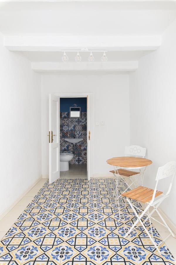 Chic, Stylish Traditional Townhouse With Terrace - St. Paul'S Bay Exterior photo